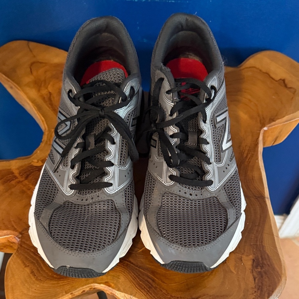 Men’s Gray & Black New Balance 460 v2 Tech Ride Running Sneakers Size 11